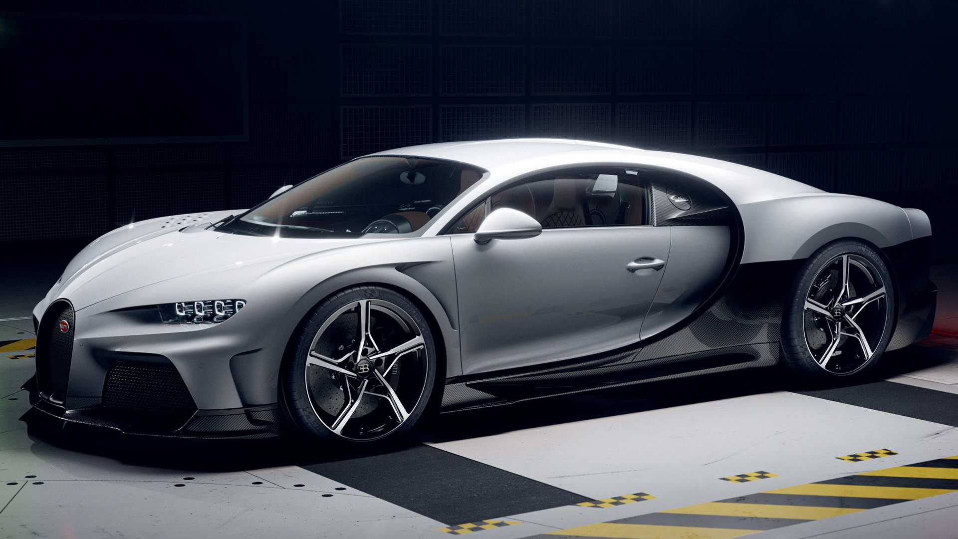 10 впечатляющих фактов о bugatti chiron 2017